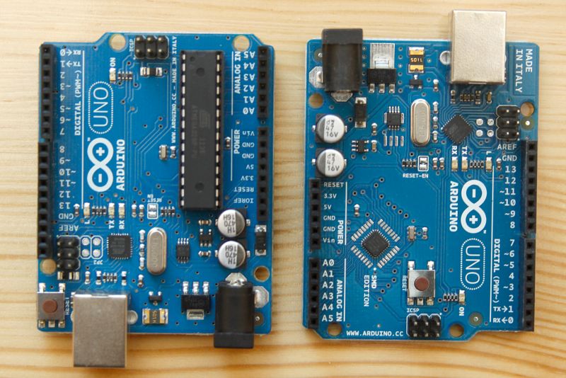 Arduino UNO R3 i Arduino UNO R2 w wersji SMD