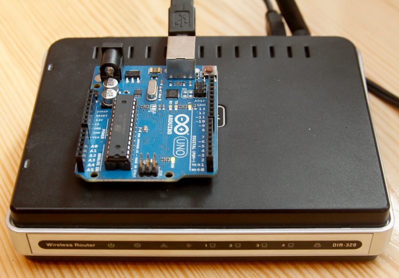 Arduino Uno i Dlink dir-320